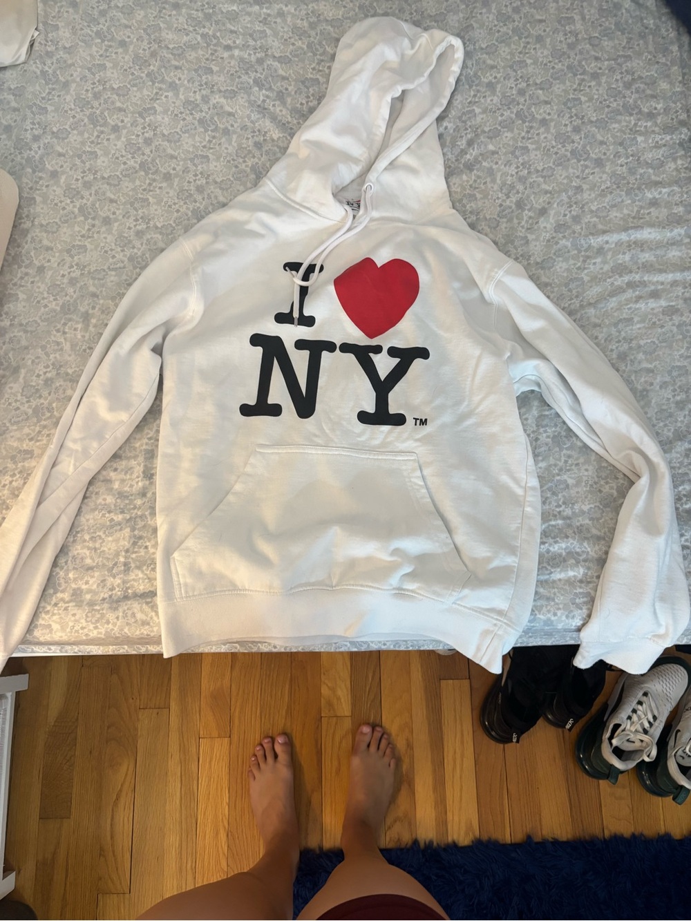 White 'I ♥ NY' Graphic Hoodie
